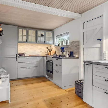 2 Bedroom Nice In